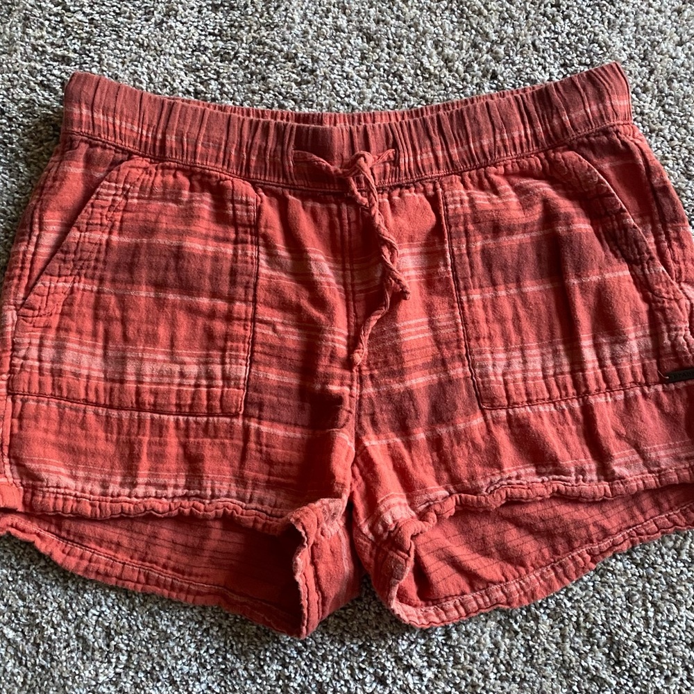 Prana Women's Breathe striped shorts, M